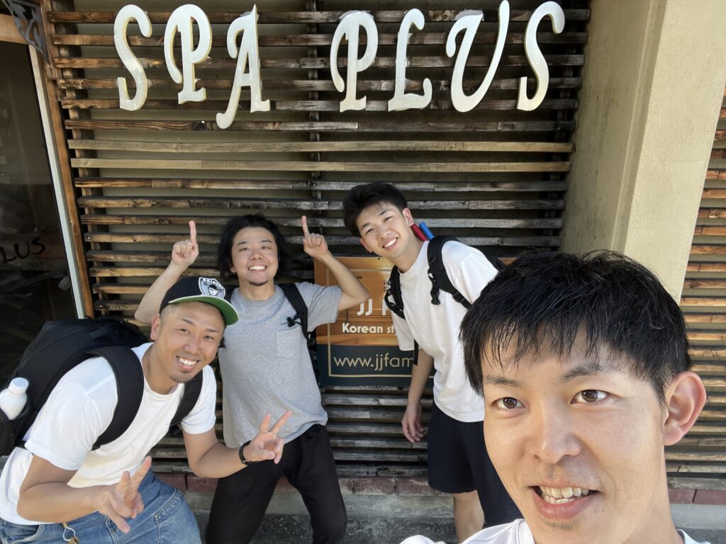 （Co-opers（クーパーズ）メンバーとの一枚）